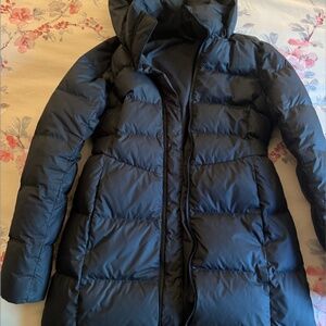 The North Face Women’s Metropolis Parka in Black (Size Small)